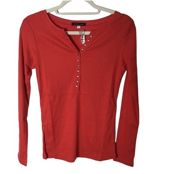 Boston Proper Red Long SleeveTop with Rhinestoned Buttons Size S - Picture 1 of 7